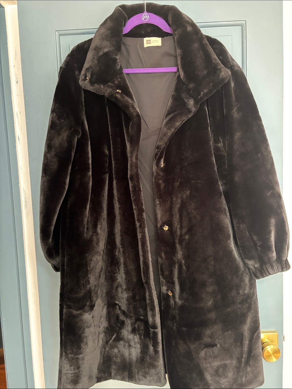 Plush Black Teddy Coat — Women's Faux-Fur Jacket